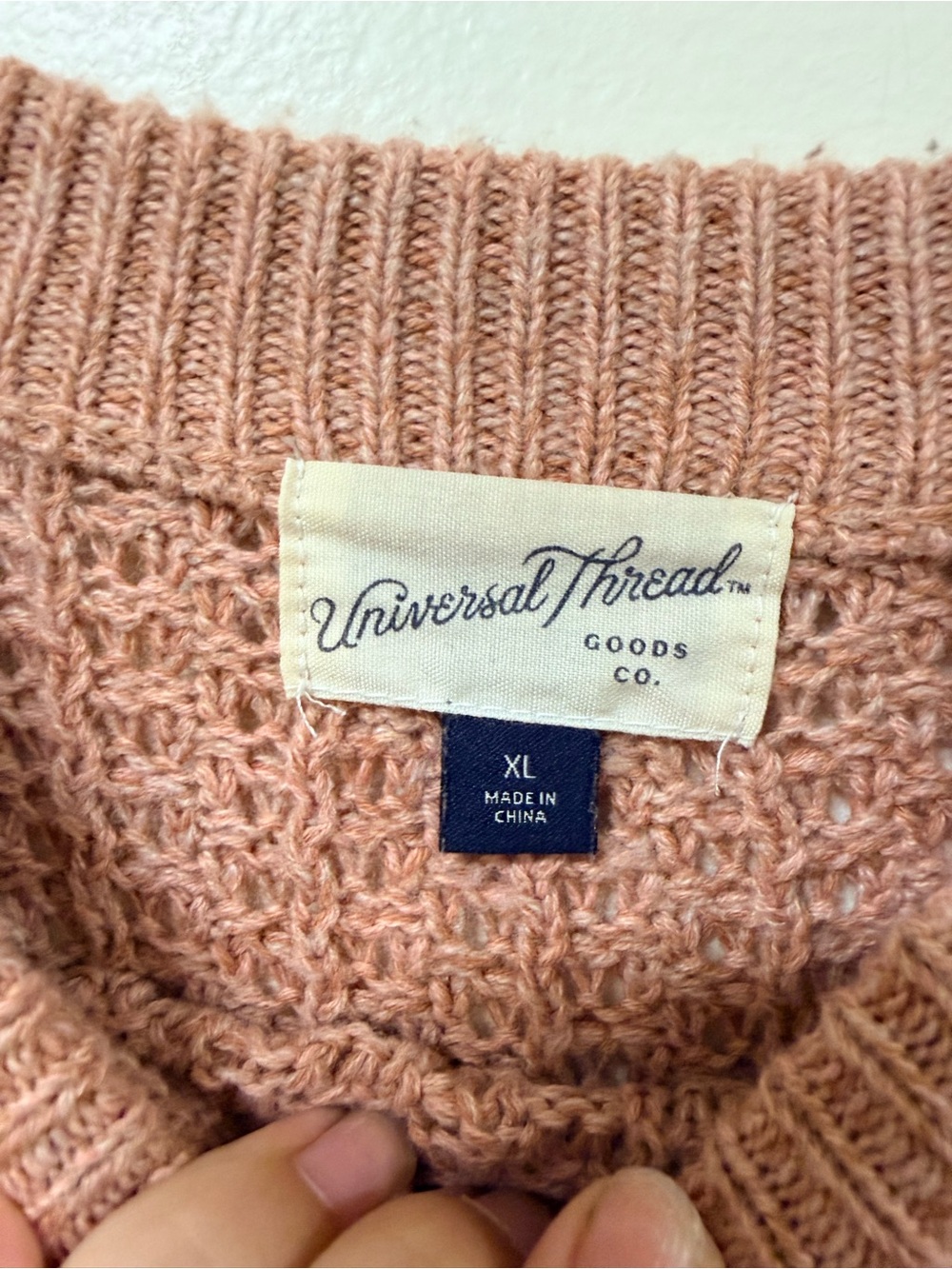 Universal Thread Women's Waffle-Knit Scoop Neck Sweater in Rose - Picture 4 of 6